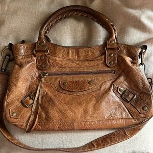 BALENCIAGA 2002 Flat Brass First in Caramel - A Rare Find & Collector’s Dream!